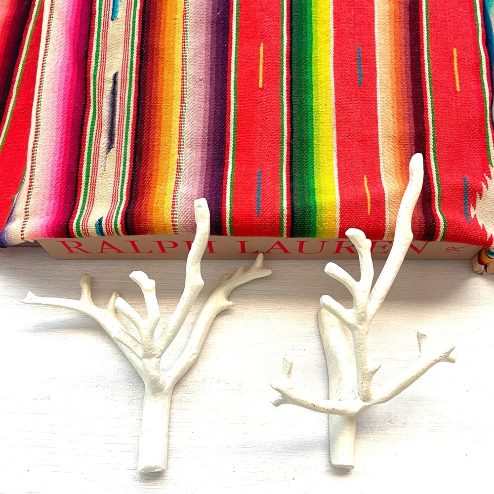 URBAN OUTFITTERS White Branch Wall Hooks Home Decor Jewelry Holder (Set of 2)